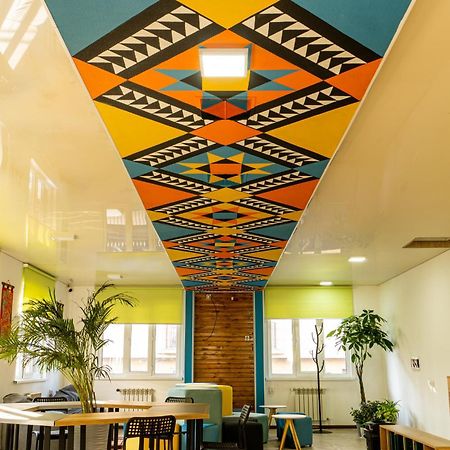 People Hostel & Coworking Bishkek Luaran gambar