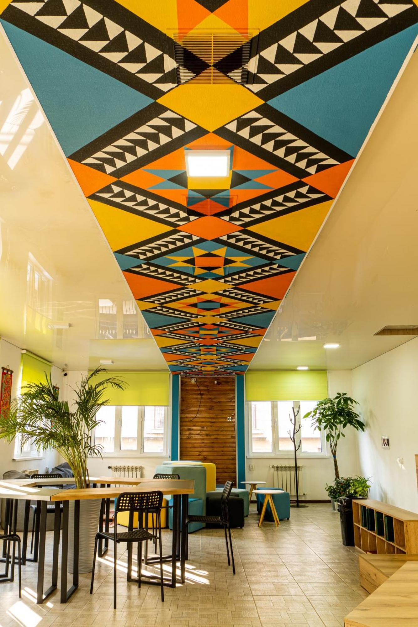 People Hostel & Coworking Bishkek Luaran gambar